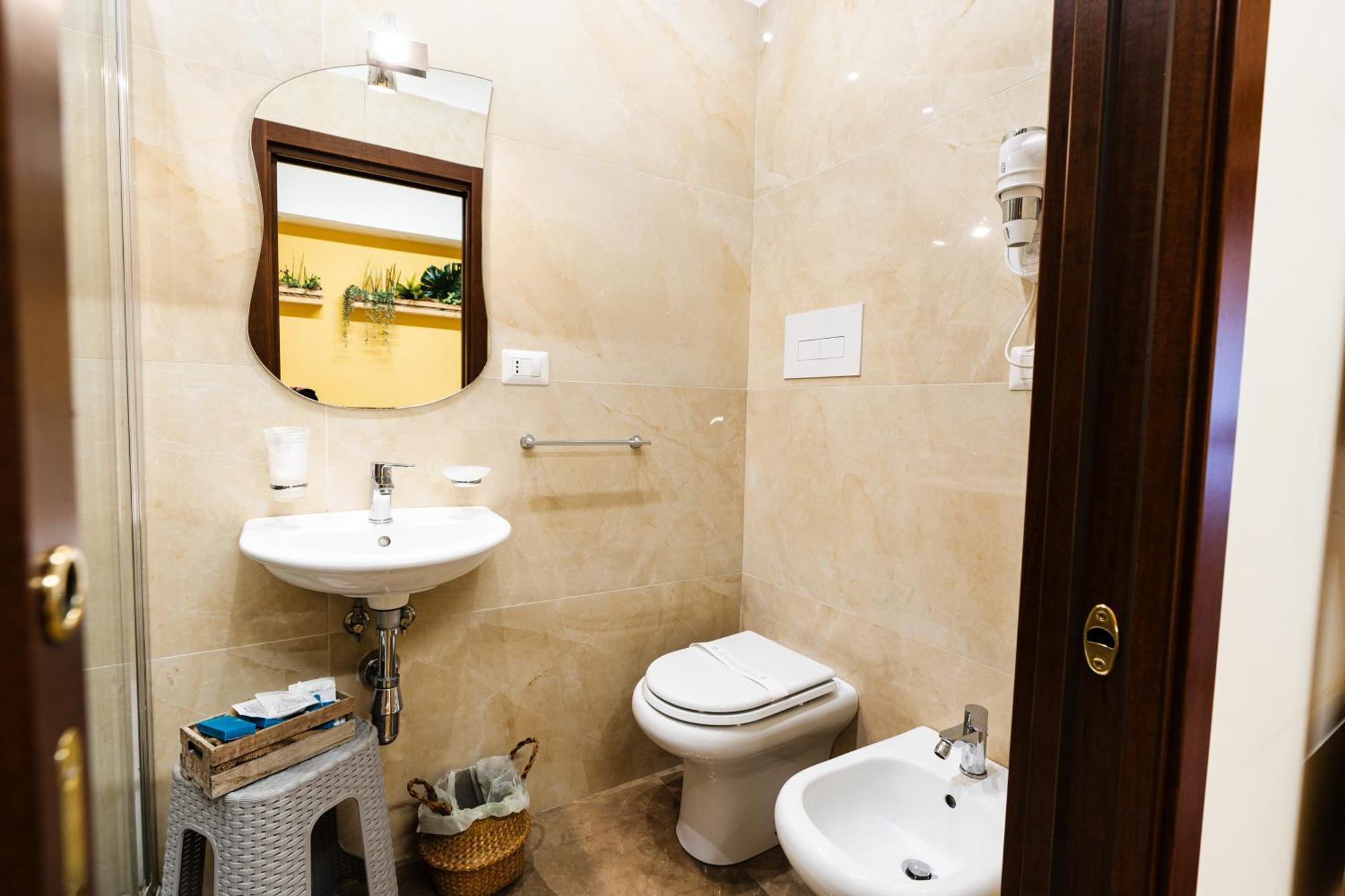Santa Croce Rooms Barletta Buitenkant foto